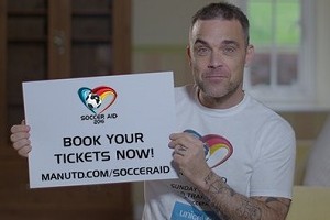 Robbie Williams, organisateur chevronné du programme Soccer Aid d'UNICEF