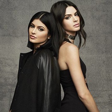 Kendall et Kylie Jenner présentent leur nouvelle collection pour Topshop